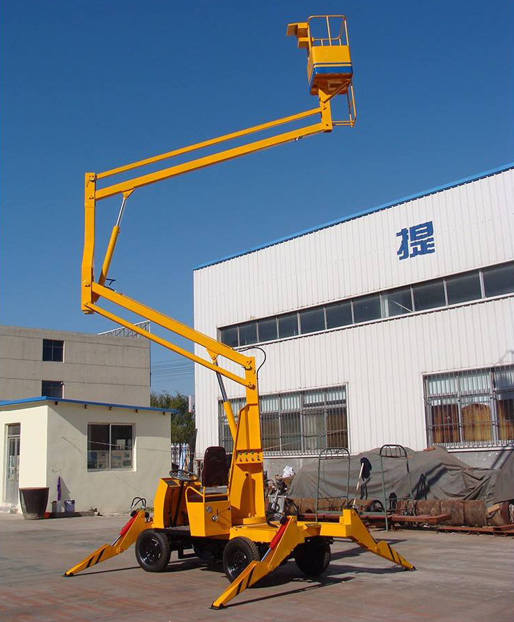 14米拖車折臂式升降平臺(tái) 14米拖車折臂式升降平臺(tái)